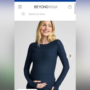 Beyond Yoga Women's Navy Long Sleeve Top